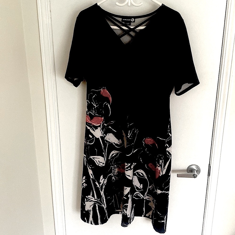 Claire France Short Sleeved Floral midi Black Dress size 2X